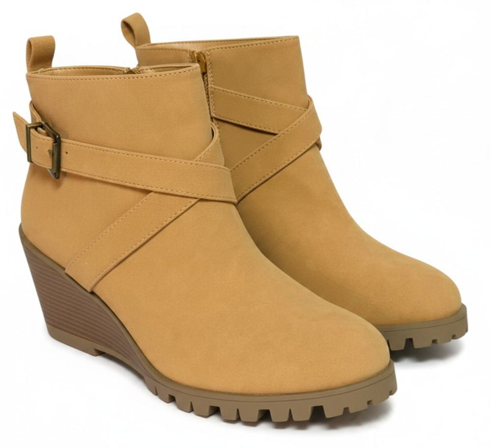 St. Johns Bay Sz 9.5 Portobello Wedge Heel Boots X-Strap Lug Sole Tan Faux Suede